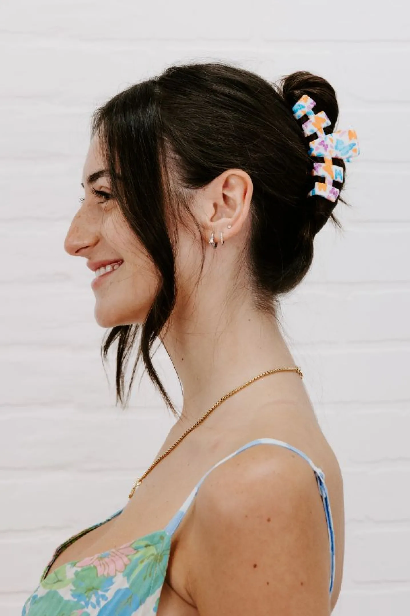 Classic Fluttering By Medium Claw Hair Clip