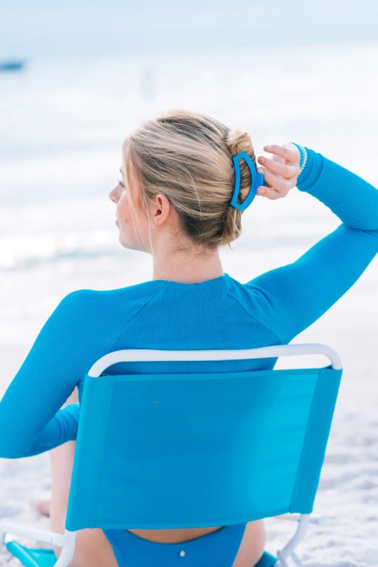 Open Bora Bora Medium Claw Hair Clip