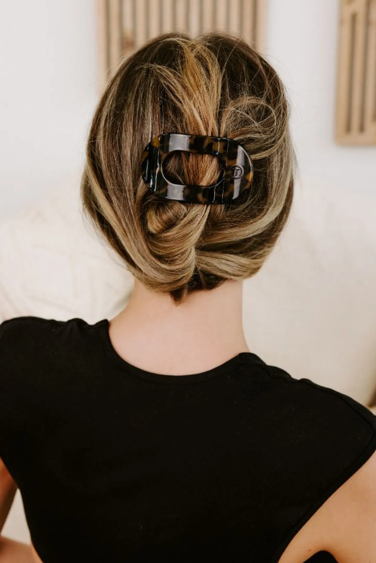 Tortoise Small Flat Round Hair Clip